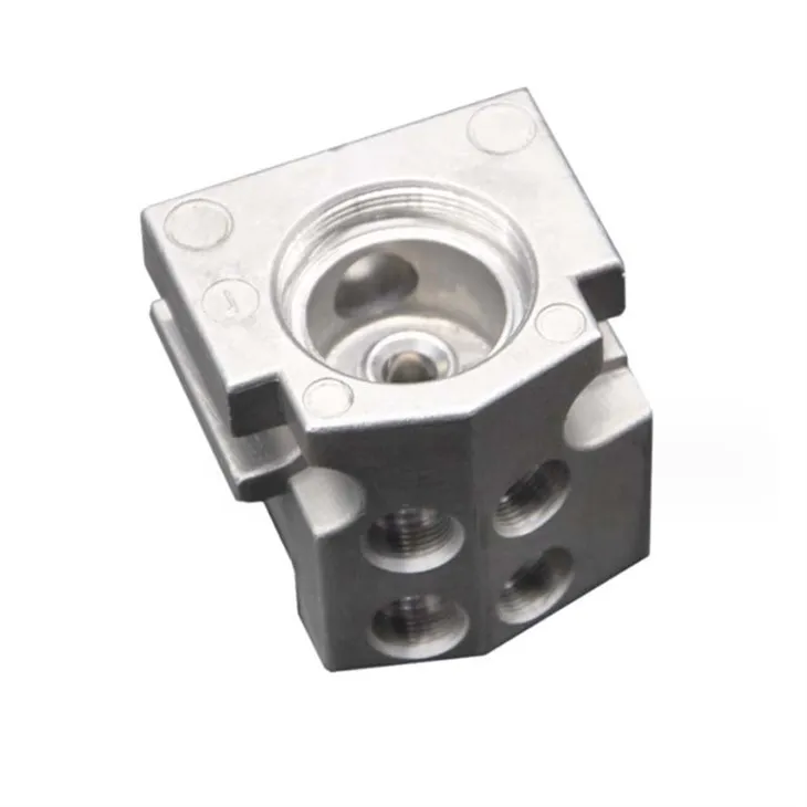 Ikkastjar ta 'preċiżjoni tal-aluminju